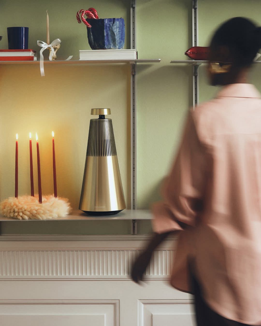 Bang & Olufsen (B&O)