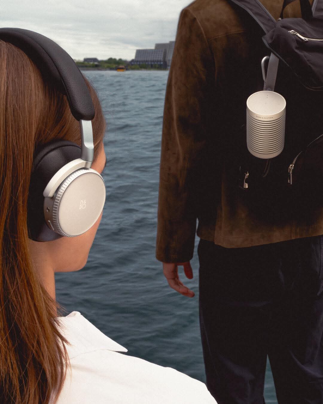 Bang & Olufsen (B&O)