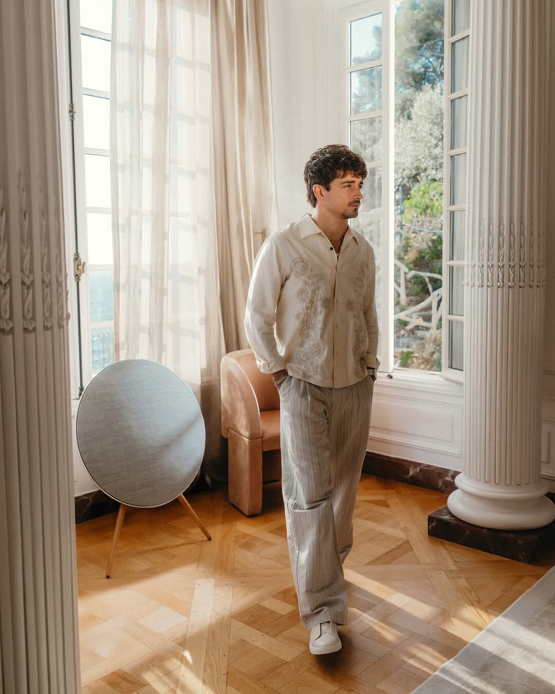 Bang & Olufsen (B&O)