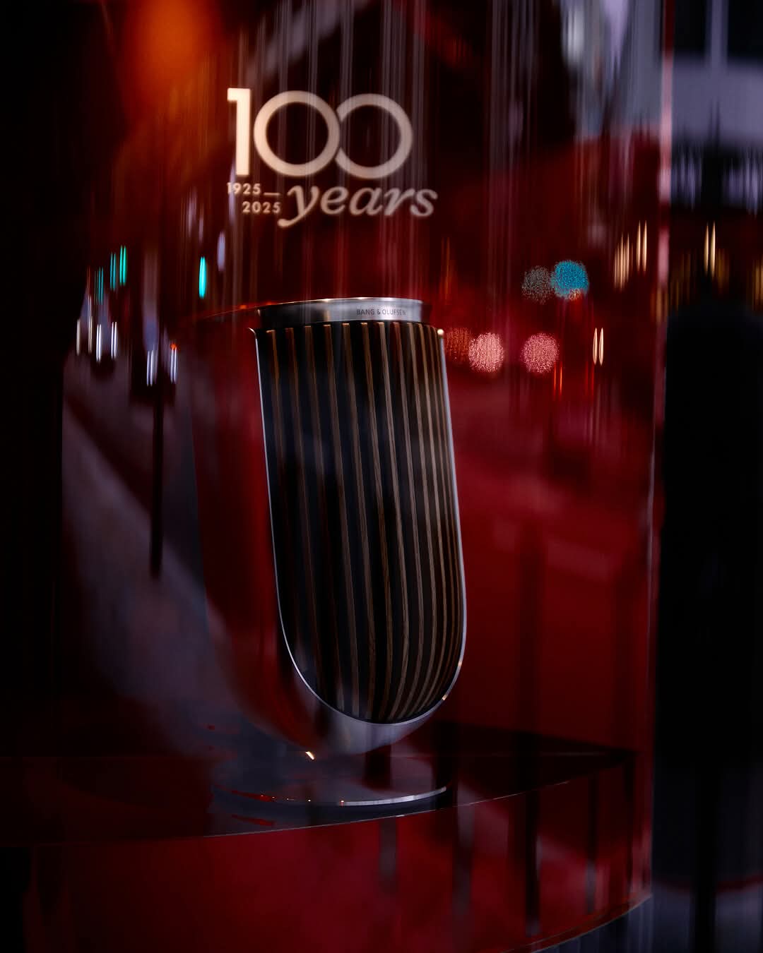 Bang & Olufsen (B&O)