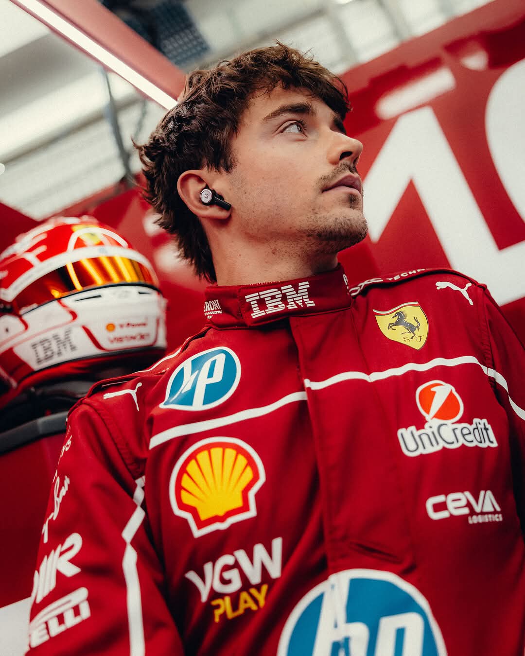 Bang & Olufsen (B&O)