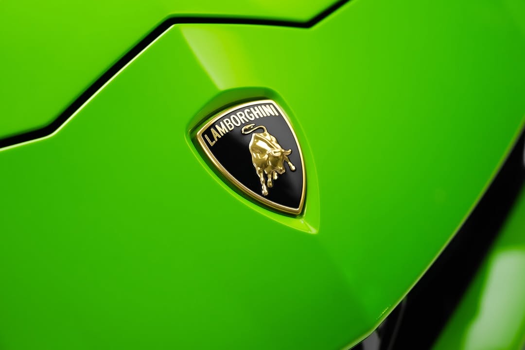 Spotted : Lamborghini Urus Pearl Capsule Edition